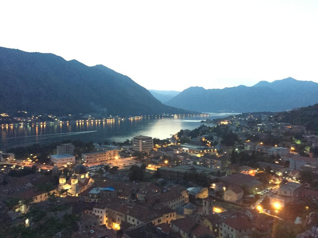 Apartment IV Kotor Exteriör bild